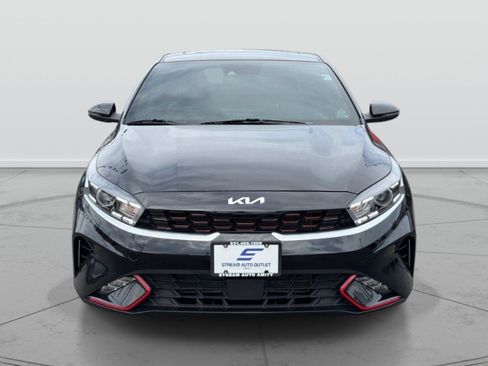 Used 2024 Kia Forte GT-Line w/ GT-Line Premium Package FWD image 2