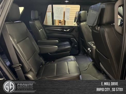 Used 2021 GMC Yukon Denali w/ Denali Premium Package AWD/4WD image 36