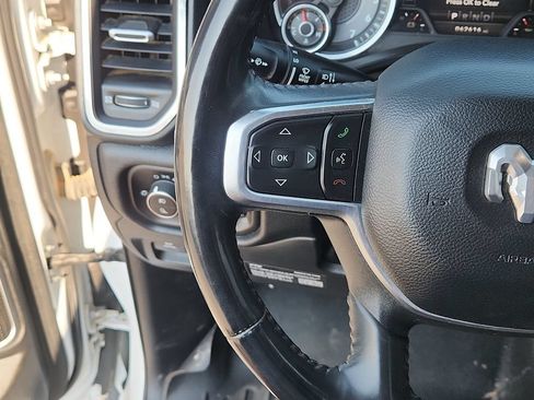 Used 2022 RAM 1500 Laramie AWD/4WD image 15