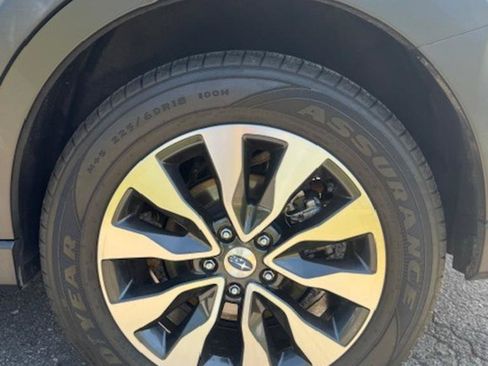 Used 2023 Subaru Outback Limited AWD/4WD image 21