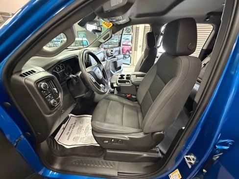 Used 2022 Chevrolet Silverado 1500 Custom Trail Boss w/ LPO, Dark Essentials Package AWD/4WD image 51