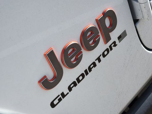 New 2026 Jeep Gladiator Mojave image 12