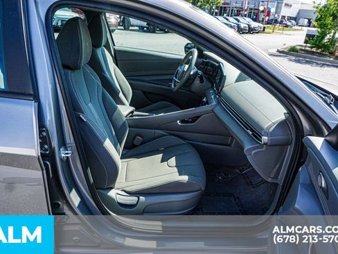 Used 2023 Hyundai Elantra SEL w/ Convenience Package FWD image 23