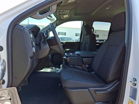 New 2026 GMC Sierra 2500 Pro w/ Convenience Package AWD/4WD image 9