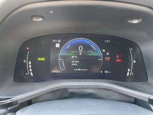 Used 2025 Toyota Camry LE image 22