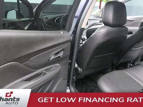 Used 2022 Buick Encore Preferred w/ Safety Package II AWD/4WD image 21