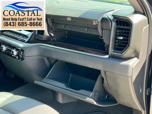Used 2025 GMC Sierra 1500 SLT AWD/4WD image 29