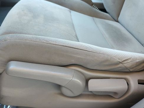 Used 2010 Honda CR-V EX image 3