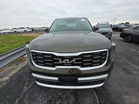 Used 2024 Kia Telluride S w/ S Sunroof Package FWD image 8