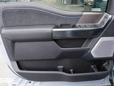 Used 2026 Ford F350 Platinum image 17