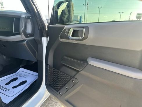 Certified 2023 Ford Bronco 4-Door AWD/4WD image 13