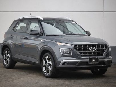 New 2025 Hyundai Venue Limited
