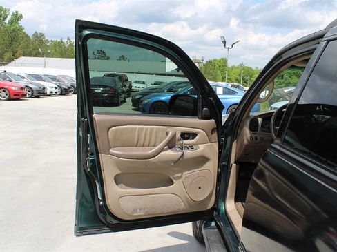 Used 2003 Toyota Sequoia Limited image 26