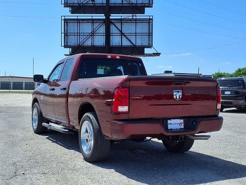 Used 2021 RAM 1500 Express RWD image 3