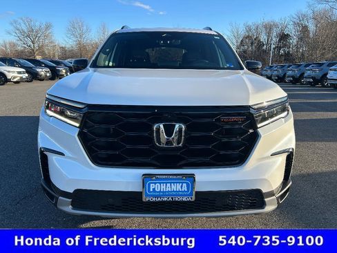Used 2024 Honda Pilot TrailSport image 9