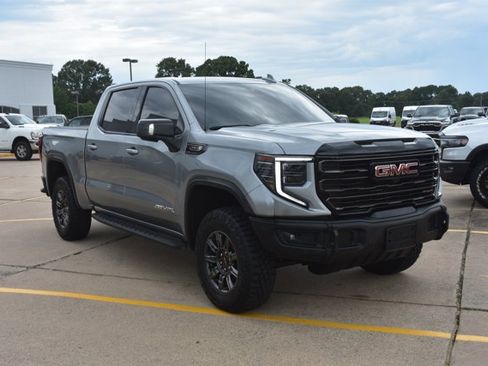 Used 2024 GMC Sierra 1500 AT4X AWD/4WD image 3