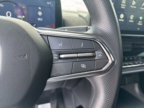 Used 2024 Honda Prologue EX image 16