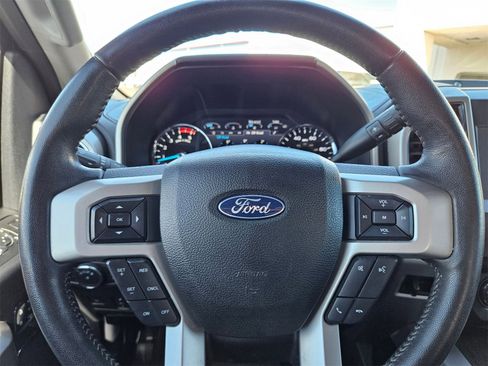 Certified 2020 Ford F250 Lariat w/ Lariat Ultimate Package image 27