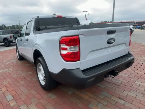 Used 2025 Ford Maverick XL FWD image 9