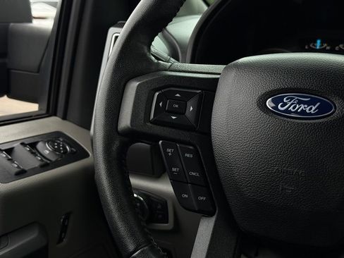 Used 2020 Ford F150 XLT w/ Equipment Group 302A Luxury AWD/4WD image 10