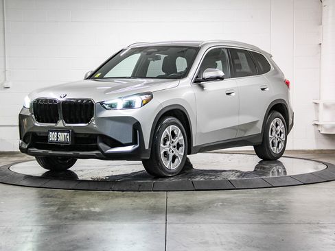 Certified 2023 BMW X1 xDrive28i image 3