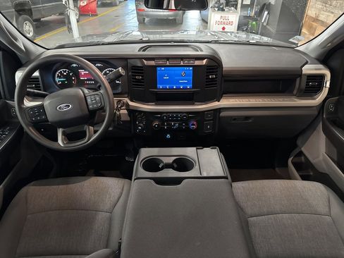 Used 2024 Ford F250 XL w/ STX Appearance Package image 2