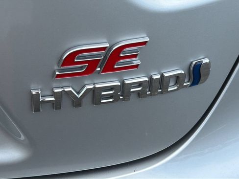 Certified 2024 Toyota Corolla SE FWD image 9