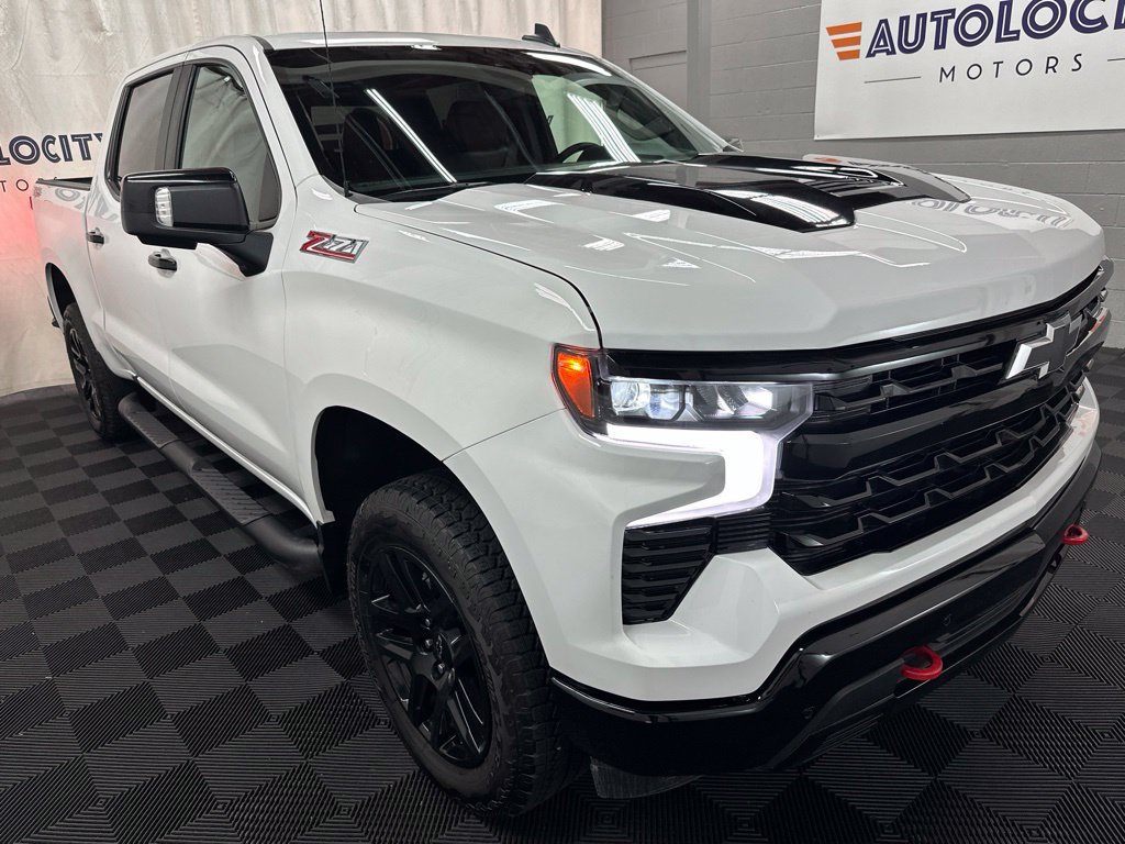 Used 2026 Chevrolet Silverado 1500 LT Trail Boss w/ Safety Package AWD/4WD image 2