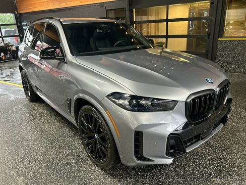 Used 2024 BMW X5 M60i AWD/4WD image 8