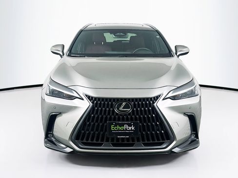 Used 2025 Lexus NX 250 FWD w/ Premium Package image 2