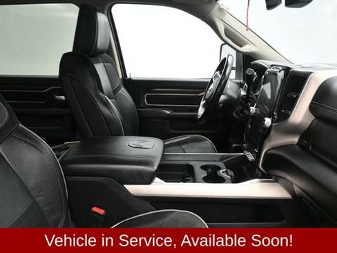 Used 2024 RAM 2500 Laramie AWD/4WD image 13