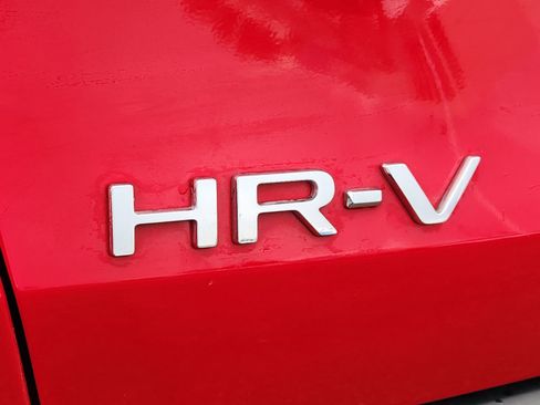 Used 2024 Honda HR-V Sport image 12