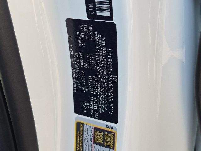 Used 2026 Kia Carnival EX FWD image 29