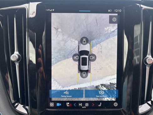 Certified 2024 Volvo XC60 T8 Polestar image 30