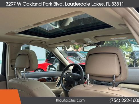 Used 2011 Mercedes-Benz C 300 Sedan image 41