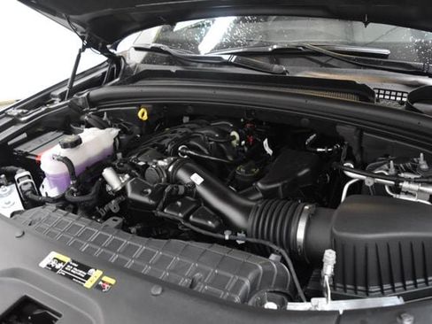 New 2025 Jeep Grand Cherokee L Laredo w/ Luxury Tech Group I image 9