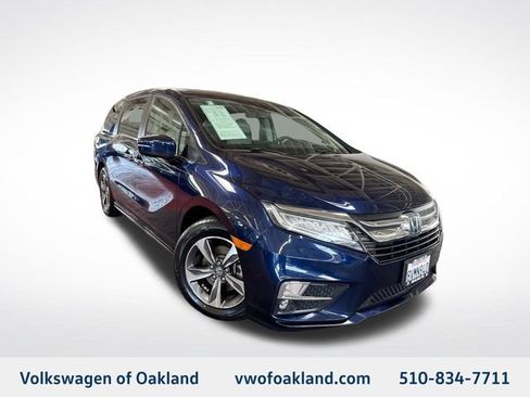 Used 2020 Honda Odyssey Touring image 1