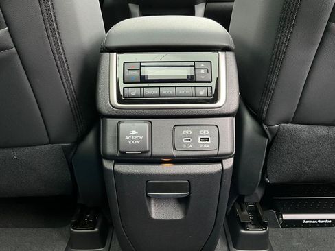 New 2026 Subaru Ascent Touring AWD/4WD image 18