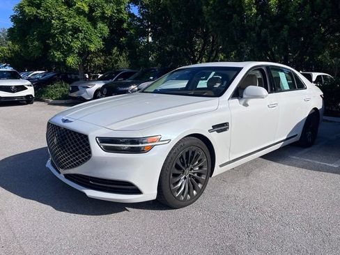 Used 2020 Genesis G90 5.0 Ultimate RWD image 3