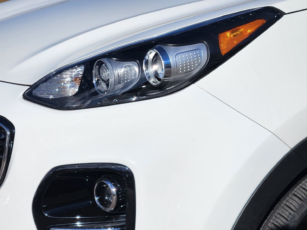 Used 2017 Kia Sportage LX AWD/4WD image 8