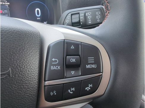 New 2025 Ford Explorer Active image 17