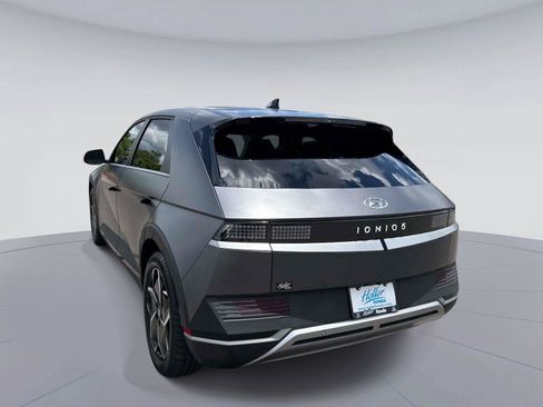 Used 2024 Hyundai Ioniq 5 SEL RWD image 6