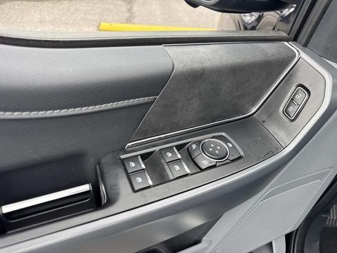 Used 2024 Ford F150 XLT RWD image 18