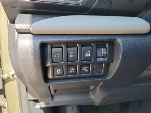 Used 2023 Subaru Forester Limited AWD/4WD image 26