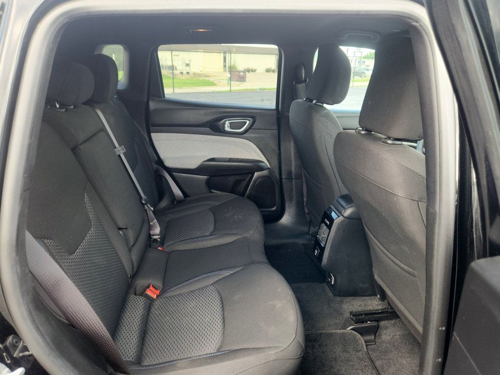Used 2024 Jeep Compass Sport AWD/4WD image 38