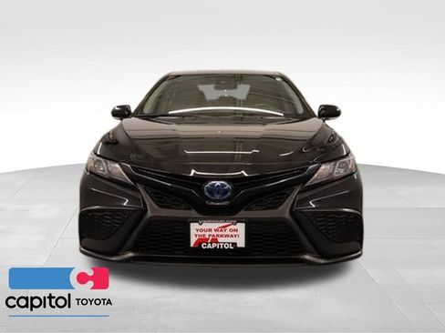 Certified 2023 Toyota Camry SE FWD image 7