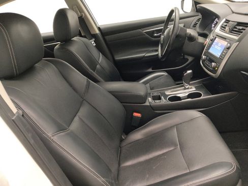 Used 2016 Nissan Altima 2.5 SL w/ 2.5 Technology Package FWD image 21