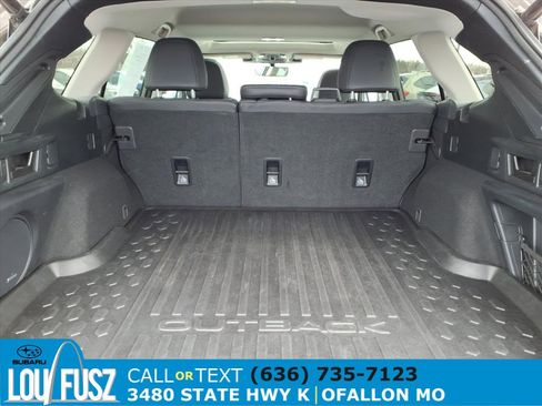 Used 2023 Subaru Outback Limited image 28