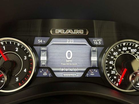 Used 2024 RAM 2500 Laramie w/ Night Edition AWD/4WD image 17