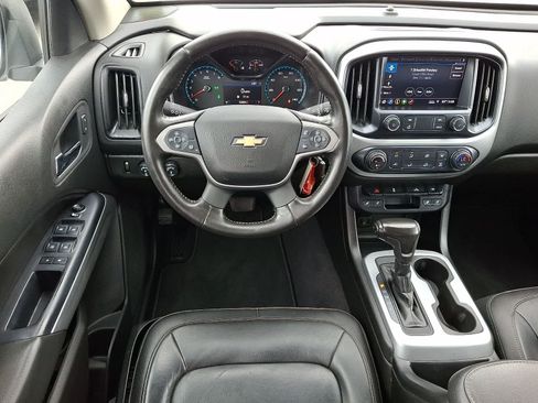 Used 2019 Chevrolet Colorado LT w/ Colorado RST Special Edition AWD/4WD image 13